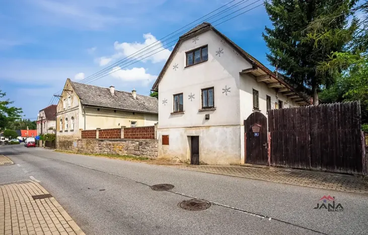 Prodej rodinného domu, Rovensko pod Troskami, Tyršova, 90 m2