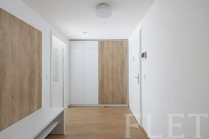 Pronájem bytu 1+kk, Praha - Chodov, Nebřenická, 33 m2