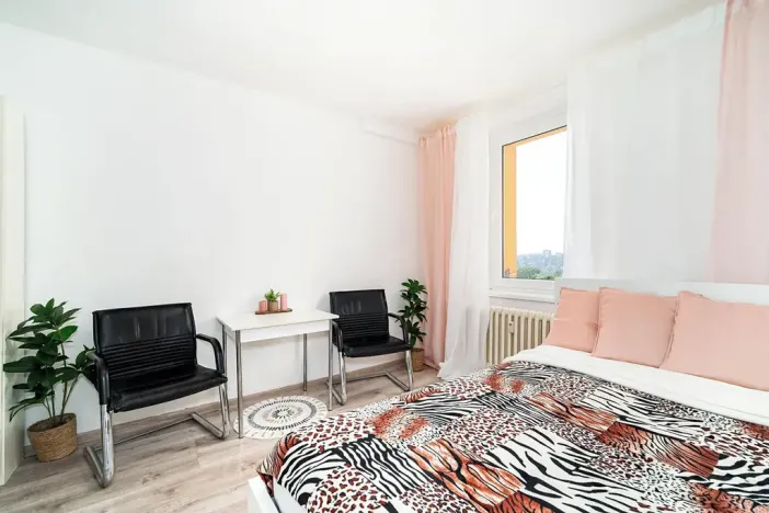 Pronájem bytu 1+kk, Praha, Štúrova, 20 m2