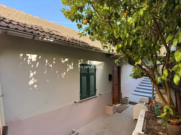 Prodej rodinného domu, Mele, Itálie, Via Comun, 74 m2