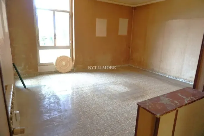 Prodej bytu 3+1, Janov, Itálie, Via Tofane, 77 m2