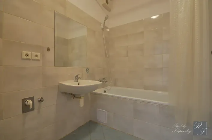 Pronájem bytu 1+kk, Ústí nad Labem, Baráčnická, 30 m2