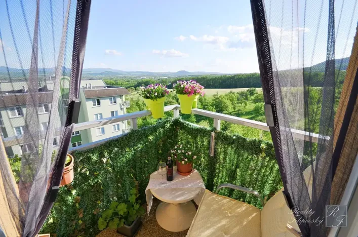 Pronájem bytu 2+1, Chlumec, Stradovská, 65 m2