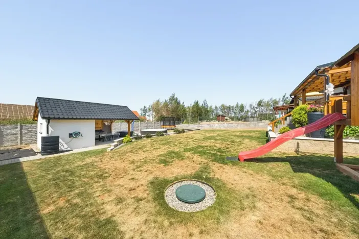 Prodej rodinného domu, Benešov, 148 m2