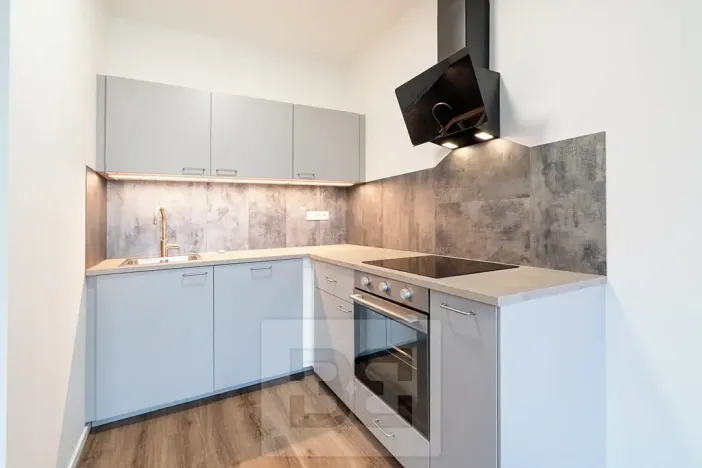 Pronájem bytu 2+kk, Praha - Černý Most, Arnošta Valenty, 41 m2