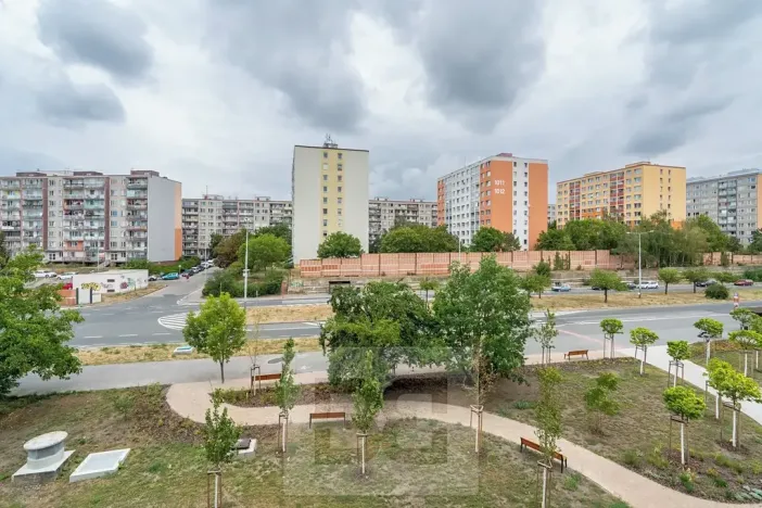Pronájem bytu 2+kk, Praha - Černý Most, Arnošta Valenty, 41 m2