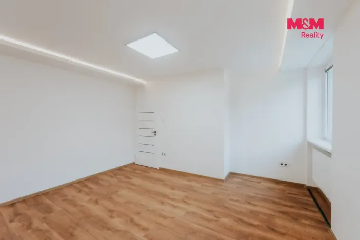 Pronájem bytu 2+1, Praha - Vinohrady, Španělská, 52 m2