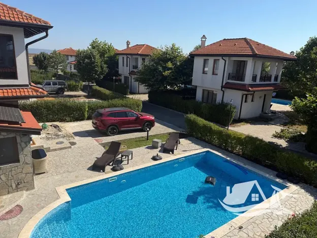 Prodej rodinného domu, Pomorie, Bulharsko, 179 m2