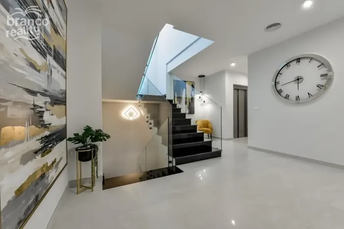 Prodej rodinného domu, Finestrat, Alicante, Španělsko, 998 m2