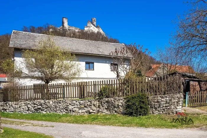 Prodej rodinného domu, Bezděz, 168 m2