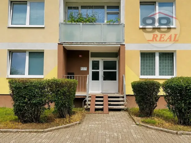 Prodej bytu 3+1, Klášterec nad Ohří, Školní, 64 m2