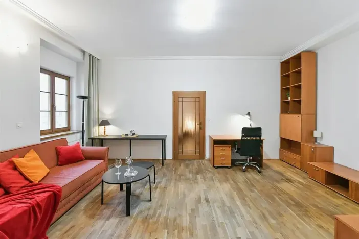 Pronájem bytu 2+kk, Praha, Ve Smečkách, 71 m2