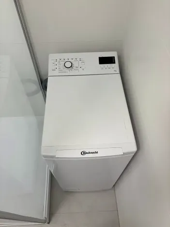 Pronájem bytu 1+kk, Praha - Vinohrady, Bruselská, 33 m2