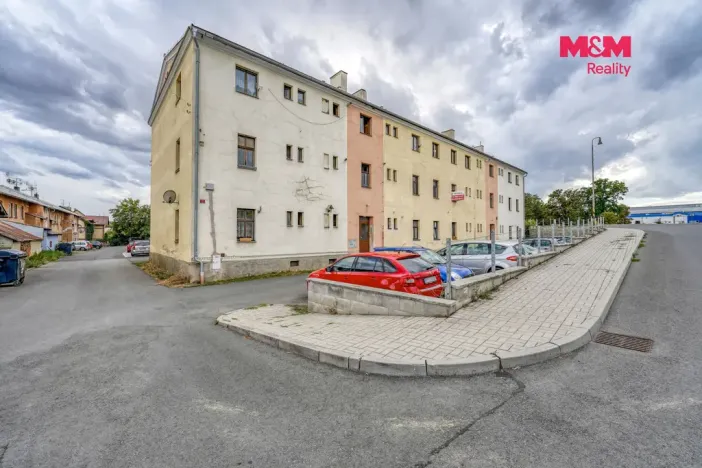 Prodej bytu 3+1, Heřmanova Huť - Vlkýš, Nádražní, 85 m2