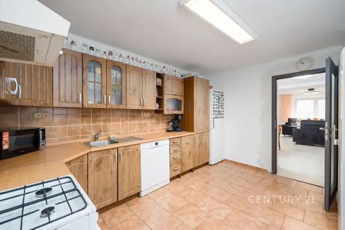 Prodej rodinného domu, Velké Žernoseky, 177 m2