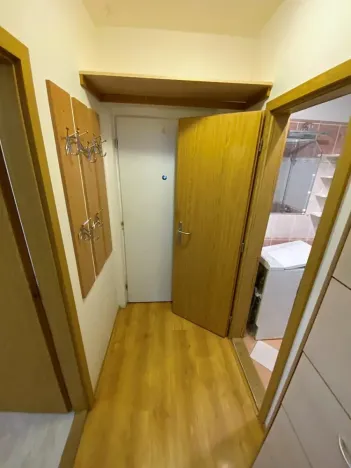 Pronájem bytu 2+kk, Šlapanice, Švehlova, 39 m2