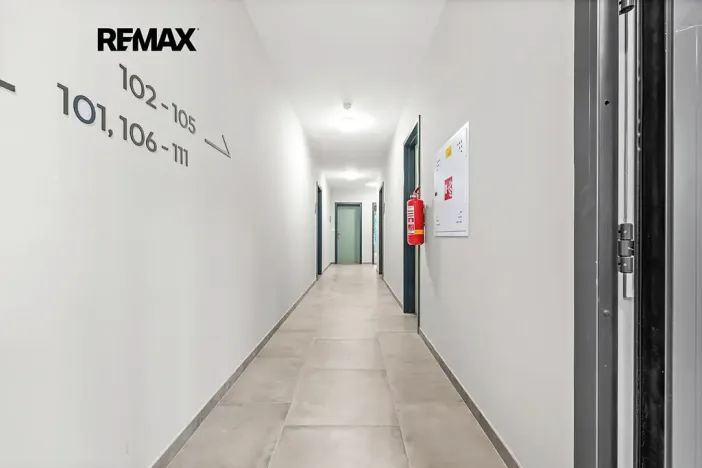 Prodej bytu 2+kk, Praha - Černý Most, Arnošta Valenty, 49 m2