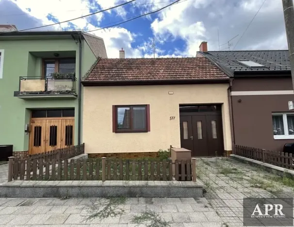Prodej rodinného domu, Bánov, 100 m2