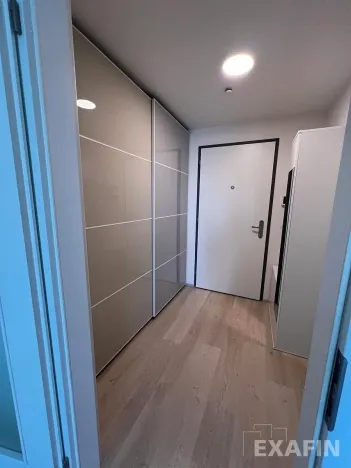Pronájem bytu 1+kk, Praha - Horní Měcholupy, Hornoměcholupská, 38 m2