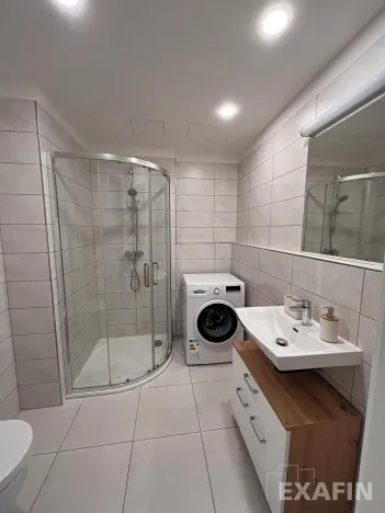 Pronájem bytu 1+kk, Praha - Horní Měcholupy, Hornoměcholupská, 38 m2