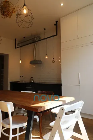 Pronájem bytu 3+kk, Praha, Zenklova, 76 m2