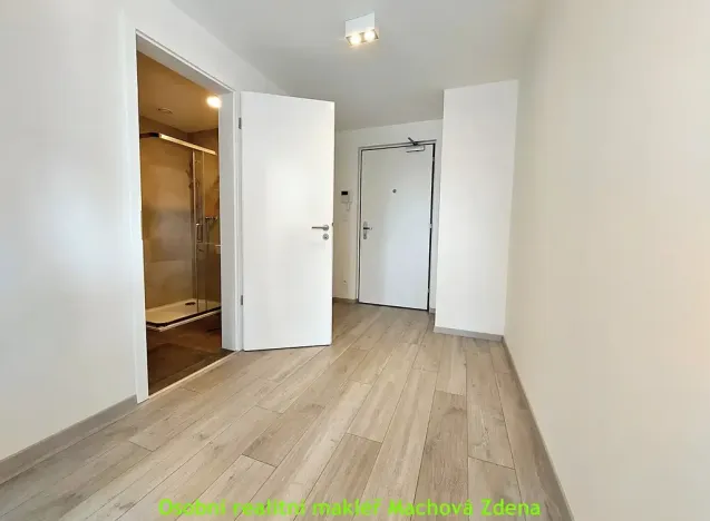 Pronájem bytu 2+kk, Praha - Modřany, Zlochova, 49 m2