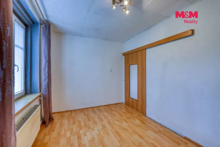 Pronájem bytu 2+1, Karlovy Vary - Bohatice, Na Výšině, 45 m2