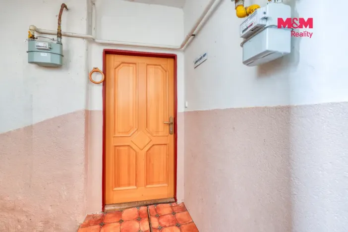Prodej bytu 2+1, Karlovy Vary - Bohatice, Na Výšině, 45 m2
