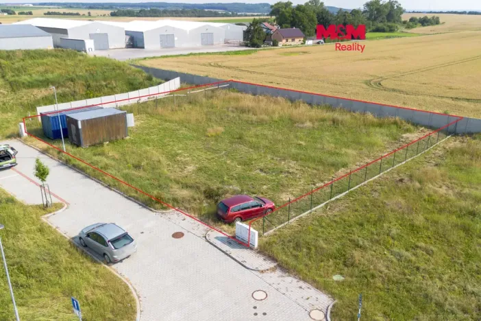 Prodej pozemku pro bydlení, Chlumec nad Cidlinou - Chlumec nad Cidlinou III, 1107 m2