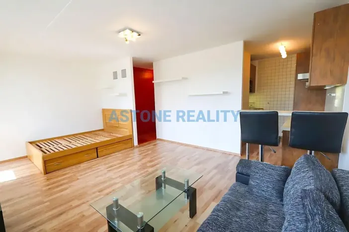 Pronájem bytu 1+kk, Praha - Ruzyně, Dědinská, 39 m2