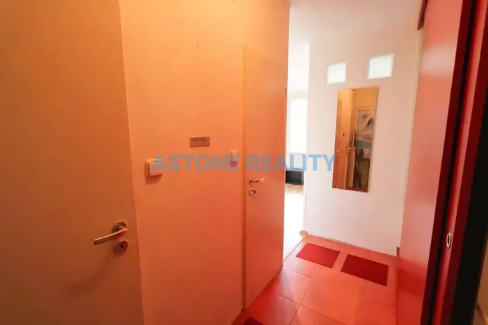 Pronájem bytu 1+kk, Praha - Ruzyně, Dědinská, 39 m2