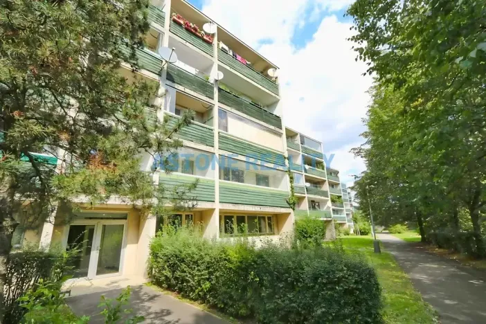 Pronájem bytu 1+kk, Praha - Ruzyně, Dědinská, 39 m2