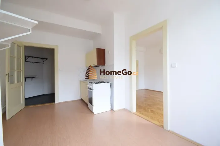 Pronájem bytu 2+kk, Praha - Nusle, Žateckých, 47 m2