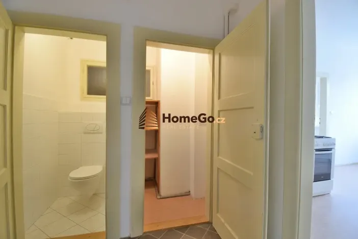 Pronájem bytu 2+kk, Praha - Nusle, Žateckých, 47 m2