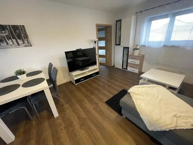 Pronájem rodinného domu, Střelské Hoštice, 90 m2