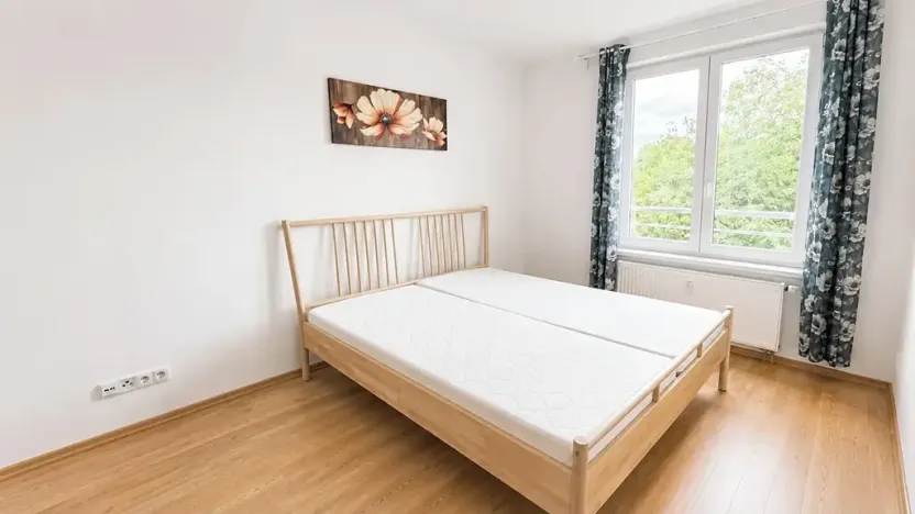 Pronájem bytu 2+kk, Praha - Záběhlice, Mattioliho, 57 m2