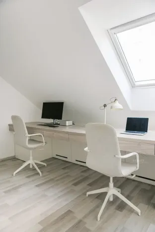 Prodej bytu 3+kk, Pardubice - Zelené Předměstí, náměstí Čs. legií, 101 m2