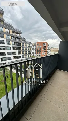 Pronájem bytu 1+kk, Praha - Hloubětín, U Tesly, 32 m2