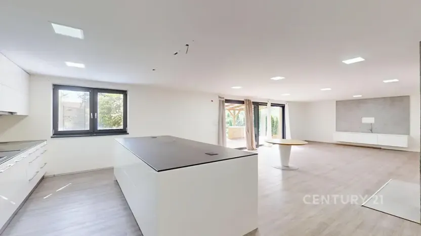 Prodej rodinného domu, Ivaň, 319 m2