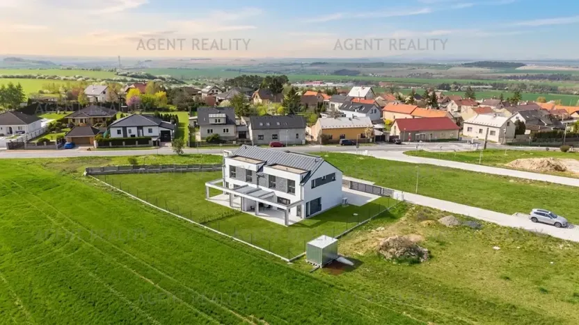 Prodej rodinného domu, Slaný, 156 m2