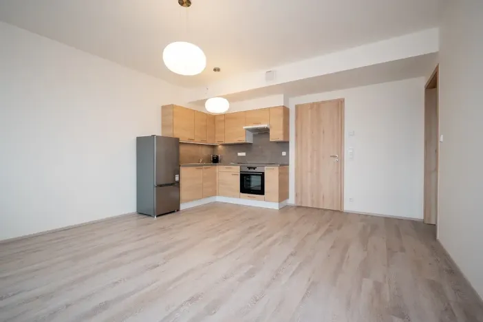 Pronájem bytu 2+kk, Praha - Holešovice, Jankovcova, 43 m2