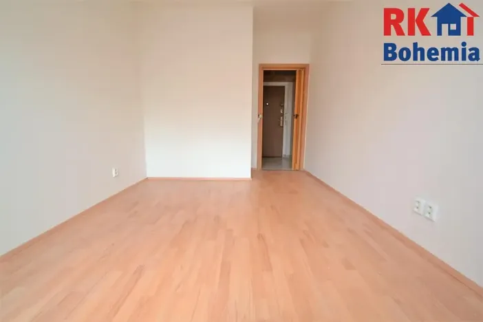 Pronájem bytu 2+kk, Praha - Nusle, Mojmírova, 44 m2