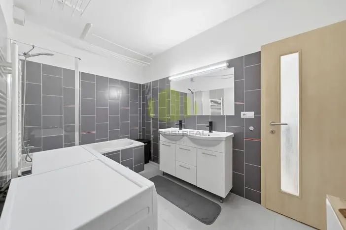 Prodej bytu 4+kk, Olomouc, Jeremiášova, 102 m2