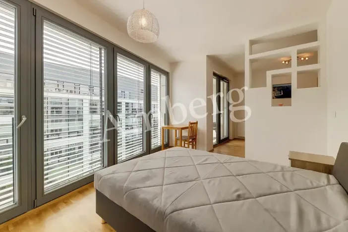 Pronájem bytu 1+kk, Praha - Karlín, Breitfeldova, 38 m2