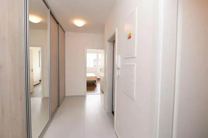 Pronájem bytu 2+kk, Praha - Jinonice, Pod stolovou horou, 54 m2