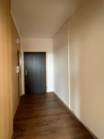 Pronájem bytu 1+1, Chomutov, Jirkovská, 33 m2