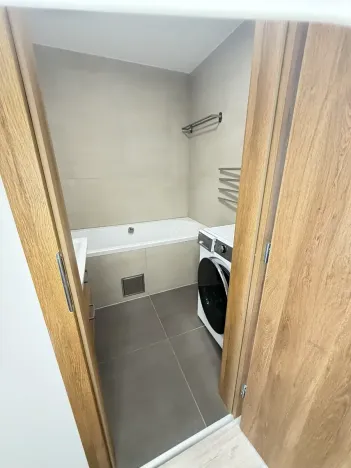 Pronájem bytu 2+kk, Brno, Letní, 56 m2