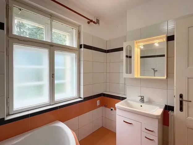 Pronájem bytu 2+1, Liberec, Kubelíkova, 81 m2