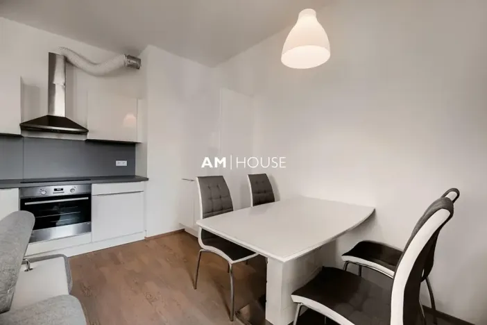 Pronájem bytu 2+kk, Praha - Holešovice, Sanderova, 49 m2