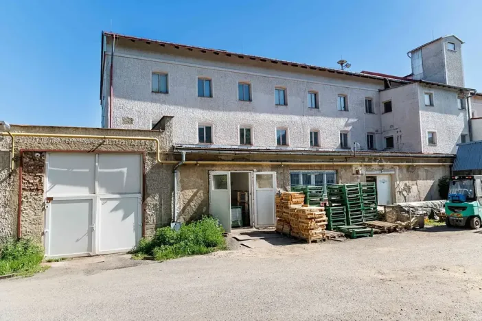 Prodej obchodního prostoru, Raspenava, 24366 m2